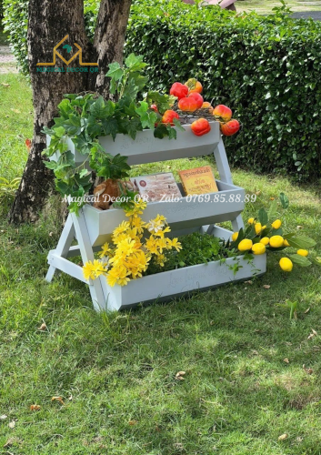 Kệ trồng hoa 3 tầng - gỗ