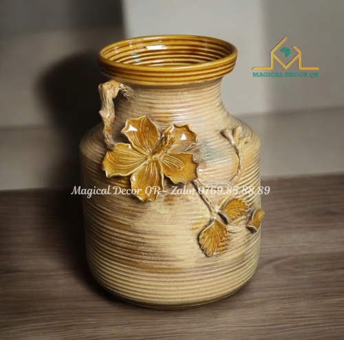 Vò vàng đắp nổi