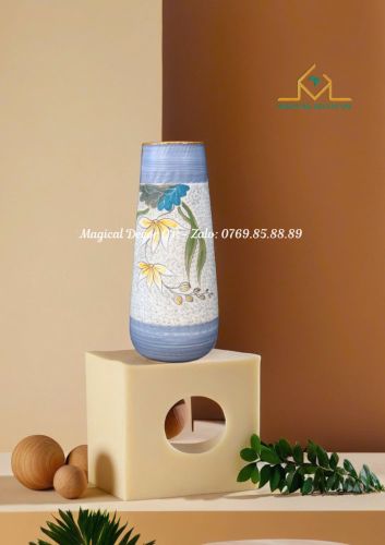 Bình gốm hoa Hoàng Lan