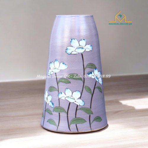 Vuốt tay hoa cánh bướm xanh dáng chuông